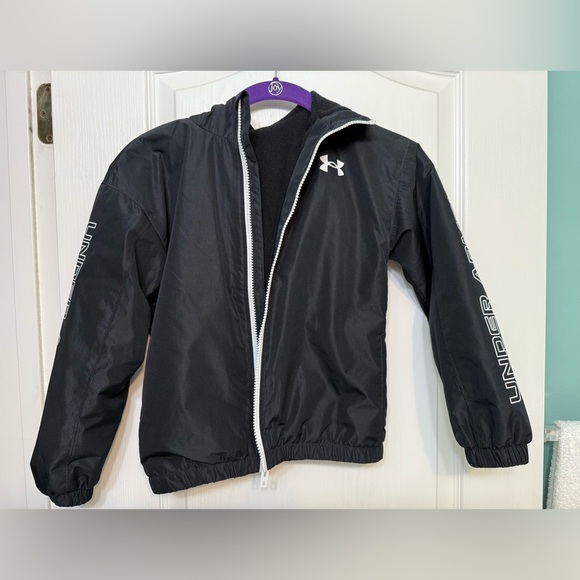 Under Armour Boys Windproof & Water Repellant Jacket - Picture 1 of 8